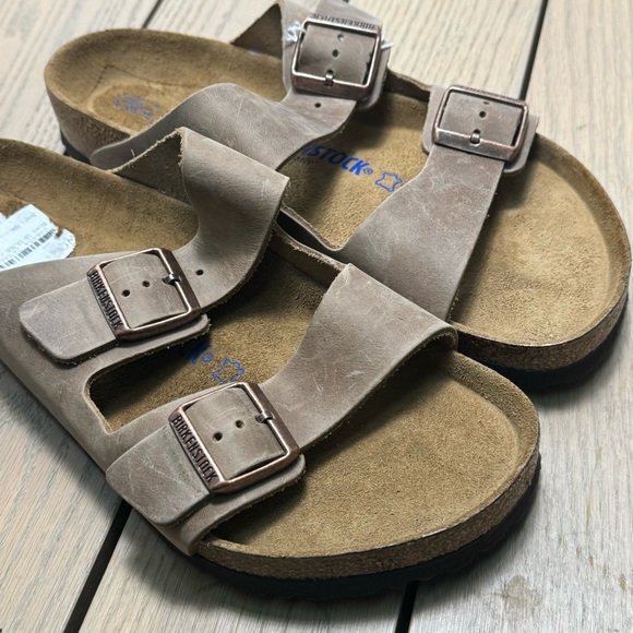 Birkenstock Unisex Arizona Soft Footbed Oiled Leather Sandals - Tobacco main image 5